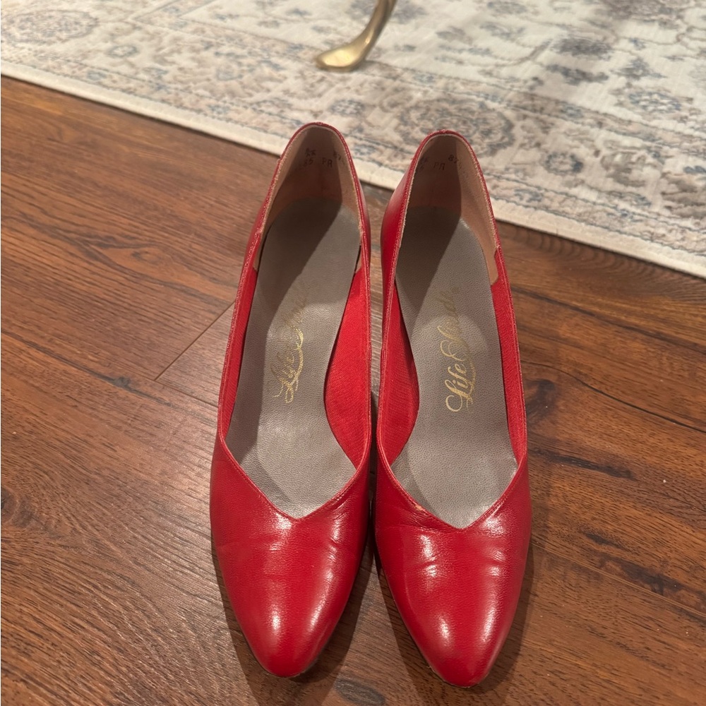 Elegant Red Leather Pumps